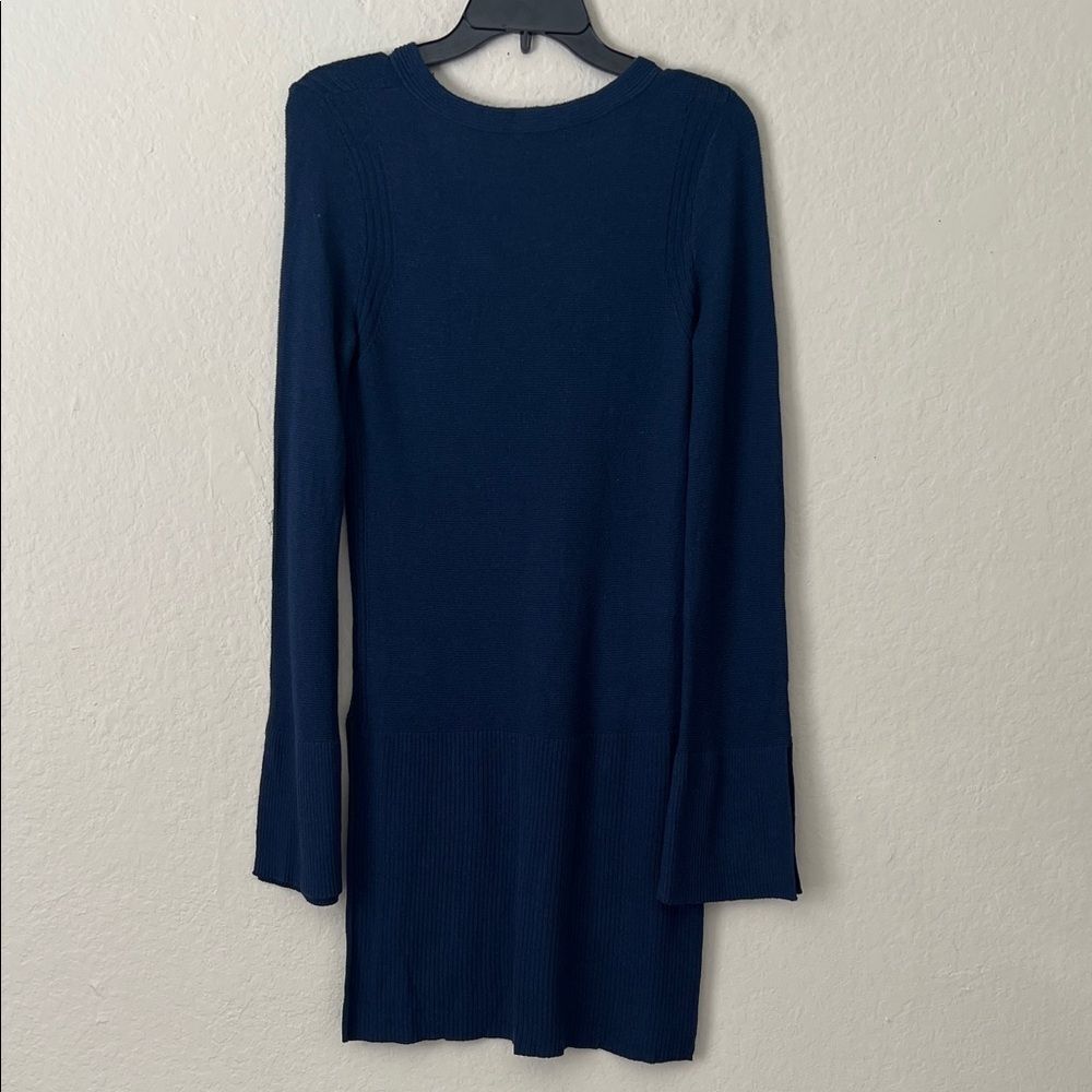 Like New! Free People Navy Blue Knit Crisscross Hi-Lo V-Neck Tunic Sweater in S - Picture 7 of 12